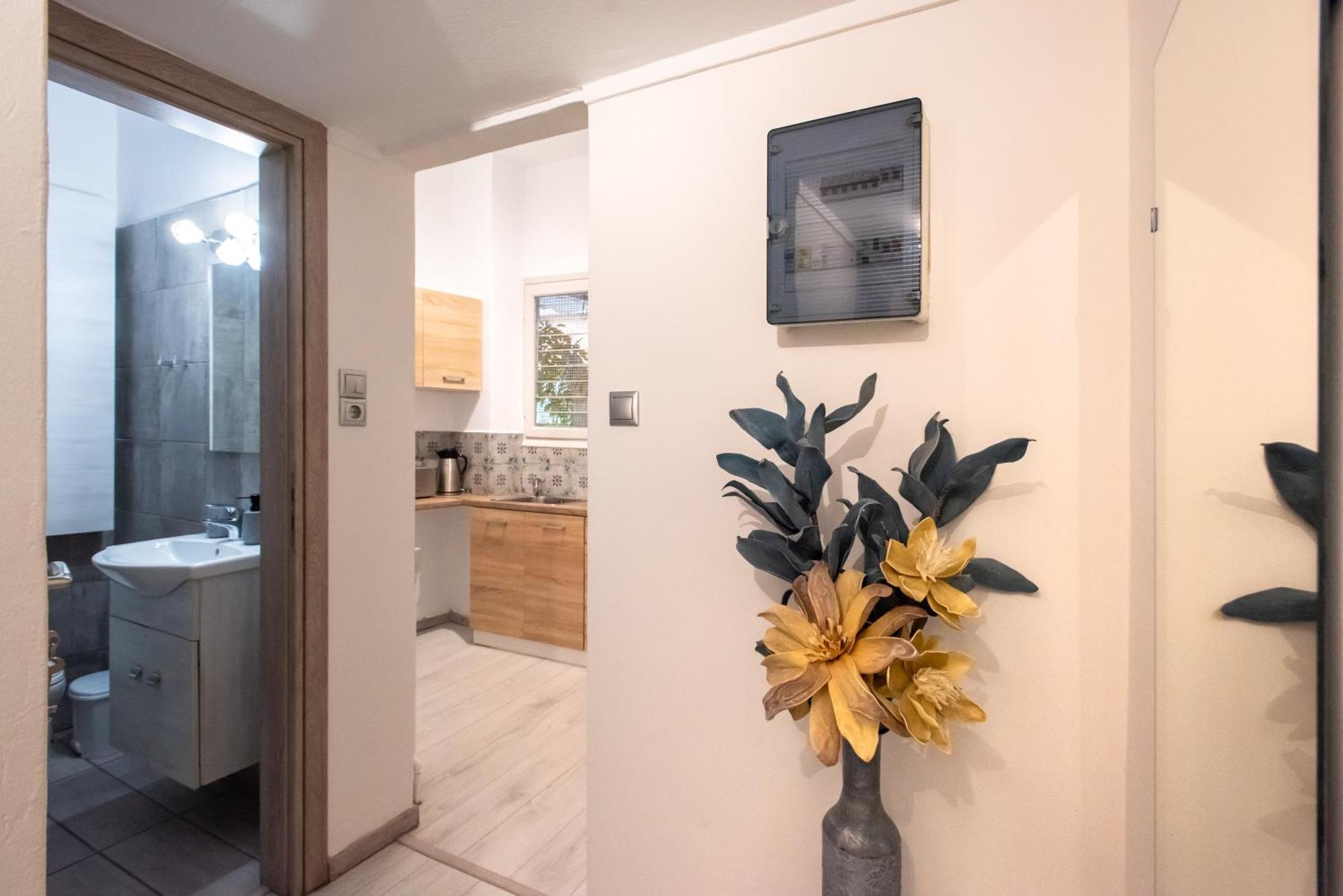 Relax Apartment Under Acropolis 雅典 外观 照片
